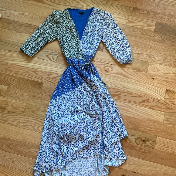 Lovely wrap dress NWOT - Picture 1 of 9